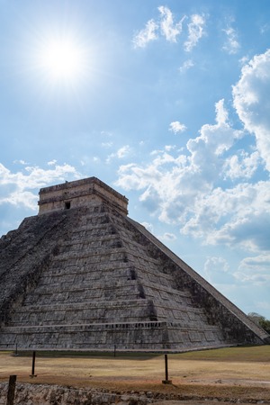 Mayan pyramid of Kukulcan El Castillo in Chichen Itza, Mexicoの写真素材