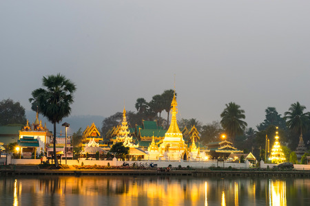 Wat Jong Klang is landmark of Maehongson, reflection with the lake belowの写真素材