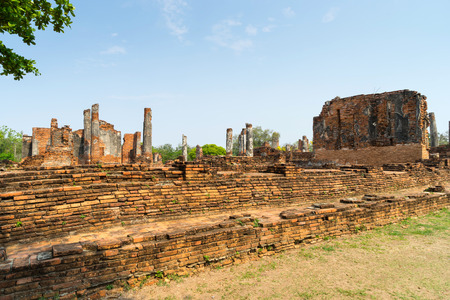 Historic destroyed temple in World Heritage city, Ayuddhaya, old brick pagoda and Buddhism church under blue bright sky in summer, Thailandのeditorial素材