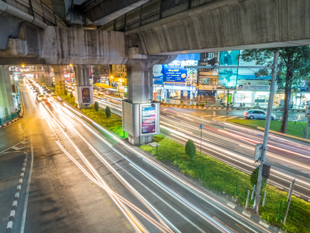 BANGKOK - FEBRUARY 8: Long exposure technique for traffic car light movement in Bangkok, Thailand, was taken on February 8, 2016.のeditorial素材