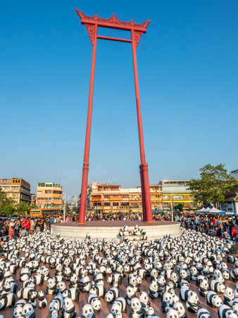 BANGKOK - MARCH 13: 1600 pandas world tour, papier mache sculptures of pandas with recycled paper, exhibited at Giant Brahmin swing in Bangkok, Thailand, was taken on March 13, 2016.のeditorial素材
