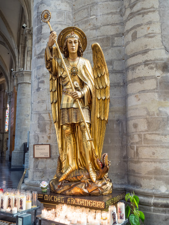 The interior decoration and architecture of Saint Michael and Saint Gudule Cathedral in Brussels, Belgium, under clear blue skyの写真素材