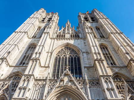 Saint Michael and Saint Gudule Cathedral in Brussels, Belgium, under clear blue skyのeditorial素材