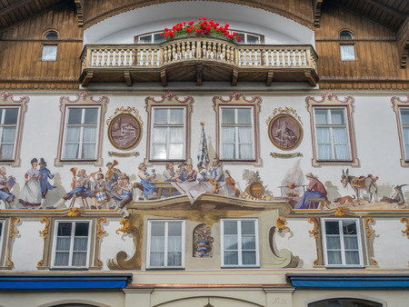 OBERAMMERGAU - OCTOBER 13 : City scenes and building paintings in Oberammergau, Germany, under misty morning sky, on October 13, 2016.のeditorial素材