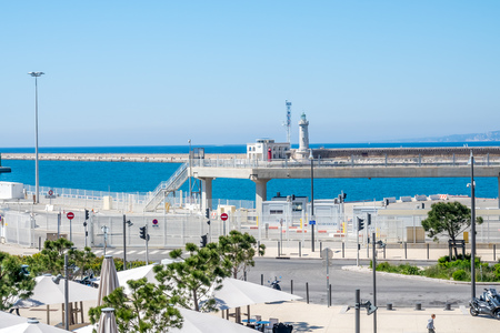 MARSEILLE - APRIL 11 : Scene at large space square near old port of Marseille, France, on Aprile 11, 2017.のeditorial素材