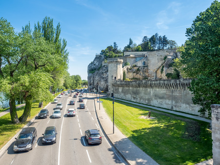 AVIGNON, FRANCE - APRIL 12 : Traffic and road status with vehicles view from Pont d'Avignon along Rhone river in Avignon, France, on April 12, 2017.のeditorial素材