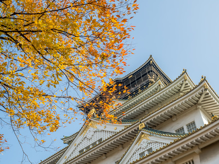 Osaka castle under cloudy blue sky in autumn season of Japan, landmark of Osaka city, Japanのeditorial素材