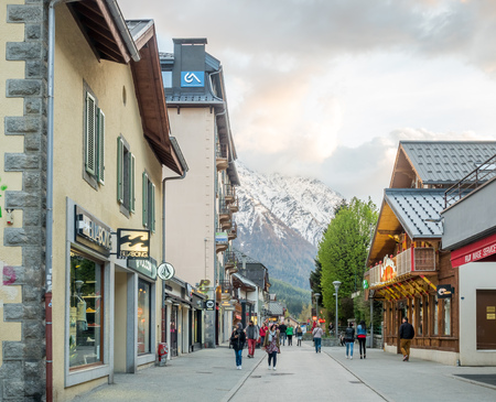 CHAMONIX-MONT-BLANC, FRANCE - APRIL 15 : Scene in Chamonix-Mont-Blanc town in France, one of the oldest ski resort town, with tourists walk in town, on April 15, 2017.のeditorial素材