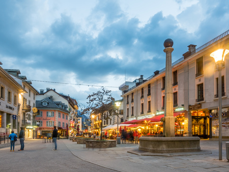 CHAMONIX-MONT-BLANC, FRANCE - APRIL 15 : Scene in Chamonix-Mont-Blanc town in France, one of the oldest ski resort town, with tourists walk in town in evening twilight time, on April 15, 2017.のeditorial素材