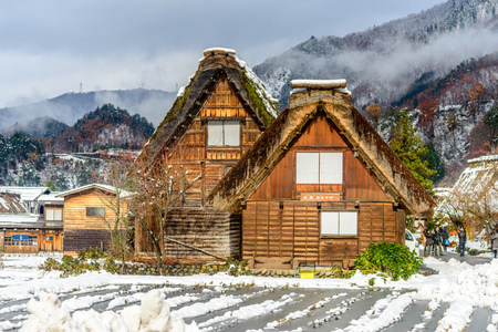 GIFU, JAPAN - NOVEMBER 26 : Gassho-zukuri house unique architecture in Shirakawa village, the UNESCO World heritage place, in early winter season in Gifu, Japan, on November 26, 2017.のeditorial素材
