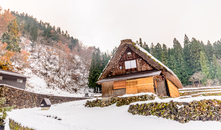 GIFU, JAPAN - NOVEMBER 26 : Gassho-zukuri house unique architecture in Shirakawa village, the UNESCO World heritage place, in early winter season in Gifu, Japan, on November 26, 2017.のeditorial素材