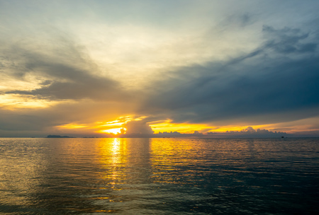 Seascape view under sunset cloudy blue sky in evening twilight time at Samui island, Thailandの写真素材