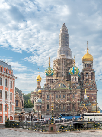 SAINT PETERSBURG, RUSSIA - SEPTEMBER 2 : Under construction of The Church of the Savior on Spilled Blood, sophisticated medieval architecture cathedral in Saint Petersburg, Russia, was taken on September 2, 2018.のeditorial素材
