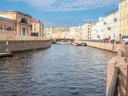 SAINT PETERSBURG, RUSSIA - SEPTEMBER 2 : Walk way along canal with surrounding buildings in Saint Petersburg, Russia, on September 2, 2018.のeditorial素材