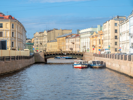 SAINT PETERSBURG, RUSSIA - SEPTEMBER 2 : Walk way along canal with surrounding buildings in Saint Petersburg, Russia, on September 2, 2018.のeditorial素材