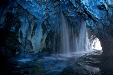 Cave waterfalls, streamsの写真素材