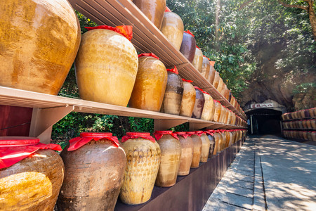 Tunnel 88 -Used for storage of locally distilled alcohol and spirits, tourist attraction on Nangan Island of Matsu in Taiwan. Writing Chinese on the tablet: Tunnel 88のeditorial素材
