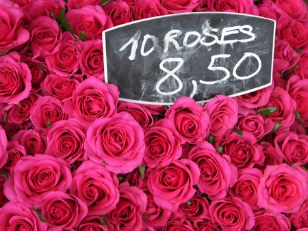 closeup picture of  flowers (roses)  in a shop im parisの写真素材