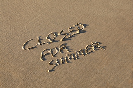 A Summer holiday concept - Closed for Summer.の写真素材