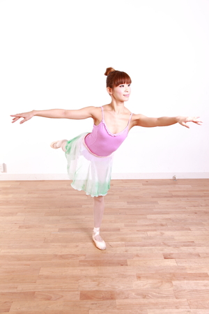 Japanese woman dances balletの写真素材