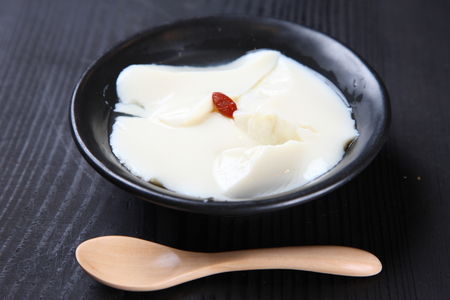 Chinese style almond jelly