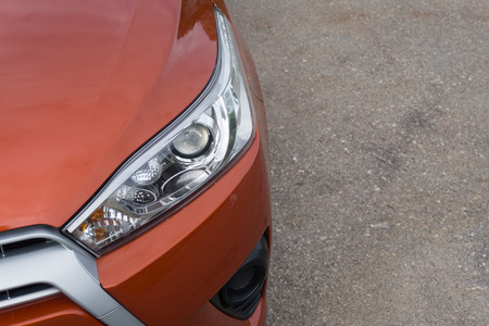 The headlight orange car