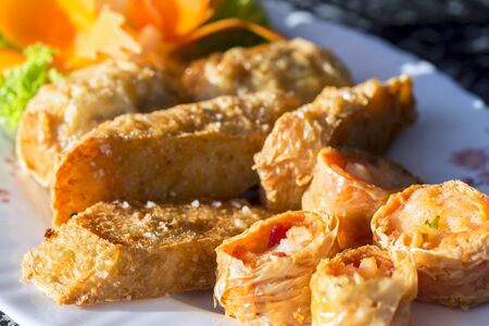 Spring rolls with shrimps and vegetables