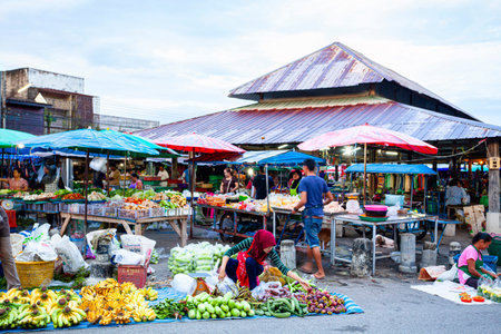 Krabi, Thailand on 2 Apirl,2020
People always go to the market to buy something that they want to take it to make food.のeditorial素材
