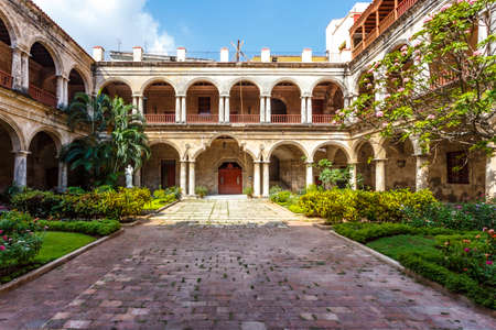 Courtyard of the old seminary de San Carlos and San Ambrosio - now Cultural Center Felix Varela in Old Havana, Cubaの写真素材