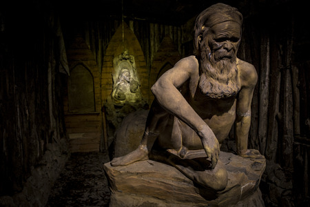Figurine in forest of Dandenong mountain ranges of Melbourne Australia William Ricketts Australasiaの写真素材