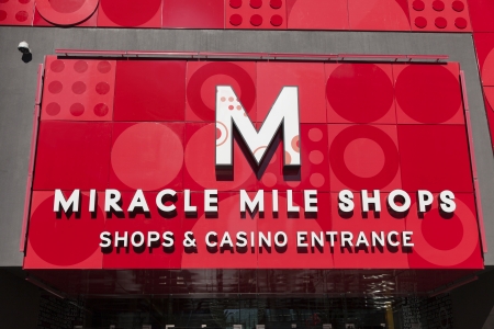 LAS VEGAS - MAY 20, 2013 - Miracle Mile Sign on May 20, 2013  in Las Vegas  Miracle Mile is a 475,000 sq ft 1 2-mile long, enclosed shopping mall with more than 170 stores and 15 restaurants のeditorial素材