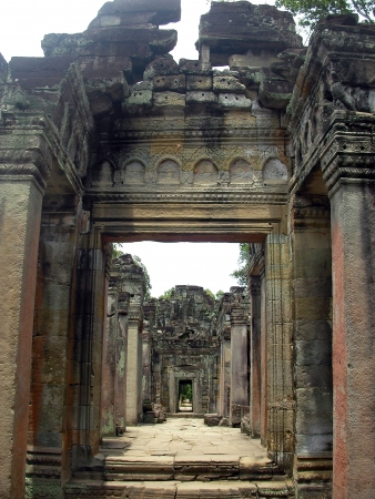 Doors or entrances aligned at Angkor War, Siem Reap, Cambodia の写真素材