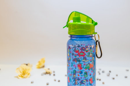 This Animal-themed Water Bottle and Lunch Box Set for School is perfect for kids who want to bring their meals and drinks to school in style.の写真素材
