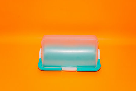 The Rectangular Cake Container with Teal Lid is the perfect storage solution for your delicious cakes and desserts.の写真素材