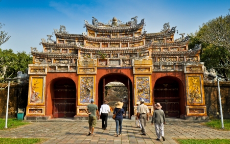 Hien Lam Pavilion Gate, The Citadel - Hue, Vietnamのeditorial素材