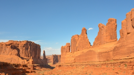  Park Avenue  Sandstone Rock Formation - Arches, National Park, Utahの写真素材