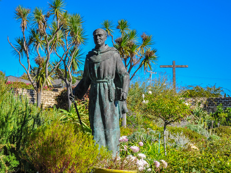 Carmel, CA, USA - Oct-20-2015: Statue, Father Junipero Serra. Father Serra was a Catholic Franciscan friar who founded the first nine of 21 Spanish missions in California from San Diego to San Francisco.のeditorial素材