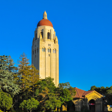Palo Alto, CA, USA - Sep-17-2015: Stanford University Hoover Tower. Completed in 1941, the 50th year of Stanford University's anniversary, the tower was inspired by the cathedral tower in Salamanca, Spain.のeditorial素材