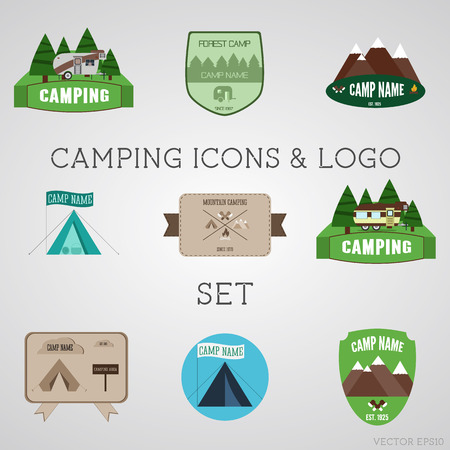 Set of outdoor adventure badges and campsite emblems. Summer 2015 stickers. Vectorのイラスト素材
