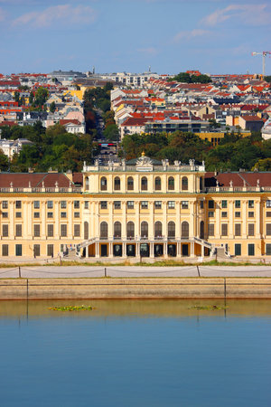 Beautiful SchÃ¶nbrunn Palace and surrounding garden in Vienna, Austria. Historical landmark in Vienna.の写真素材