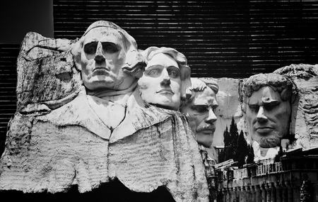 Mount Rushmore replica in Pattaya,Thailandのeditorial素材