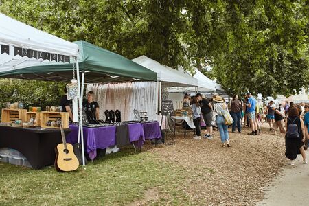 Boulder, Colorado - August 10th, 2019: Crowds of people enjoying Boulder County Farmers Market on a Summer dayのeditorial素材