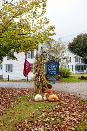 Dorset, Vermont - October 1st, 2019:  Exterior of Dorset Bakery decorated with seasonal Fall pumpkins in the New England town of Dorsetのeditorial素材