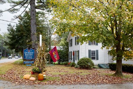 Dorset, Vermont - October 1st, 2019:  Exterior of Dorset Bakery decorated with seasonal Fall pumpkins in the New England town of Dorsetのeditorial素材