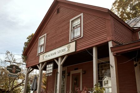 Peacham, Vermont - September 29th, 2019: Exterior of Peacham Store on a cool Fall day in the small New England town of Peacham, Vermontのeditorial素材