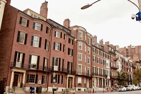 Boston, Massachusetts - October 3rd, 2019: Beautiful brick residential buildings on a Fall day, in the historic Beacon Hill neighborhood of Bostonのeditorial素材