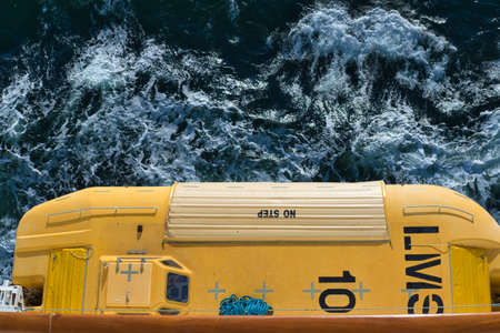 yellow rescue boat available at emergencyの写真素材
