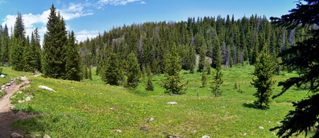 Wind River Range, Rocky Mountains, Wyoming, views from backpacking hiking trail to Titcomb Basin from Elkhart Park Trailhead going past Hobbs, Seneca, Island, Upper and Lower Jean Lakes as well as Photographers point.の写真素材