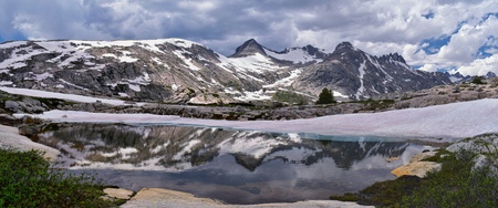 Upper and Lower Jean Lake in the Titcomb Basin along the Wind River Range, Rocky Mountains, Wyoming, views from backpacking hiking trail to Titcomb Basin from Elkhart Park Trailhead going past Hobbs, Seneca, and Island Lakes as well as Photographers point.の写真素材