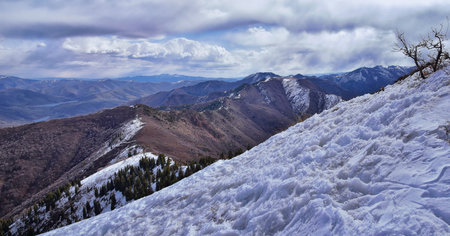 Rocky Mountains landscape views from Grandeur Peak hiking trail, Bonneville Shoreline Pipe Line Overlook Rattlesnake Gulch trail, Wasatch Front, by Salt Lake City, Utah. United States. USAの写真素材